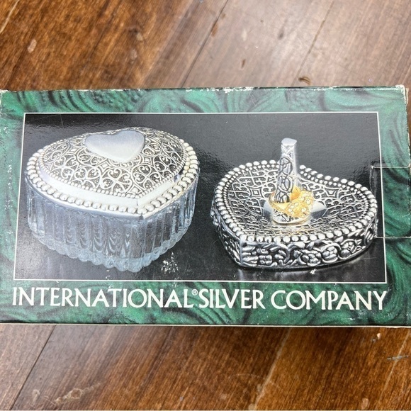 Silverplated Jewelry Box & Ring Holder Heart Shaped NIB International Silver Co. - Picture 9 of 13